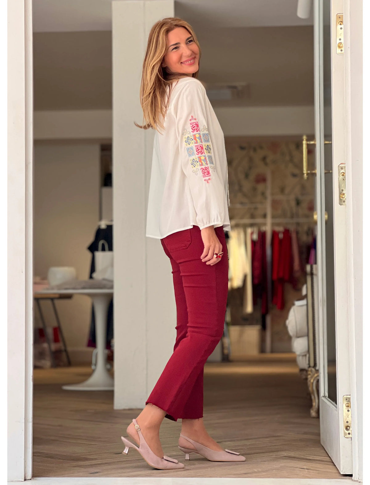 Camisa bordada punto de cruz beige