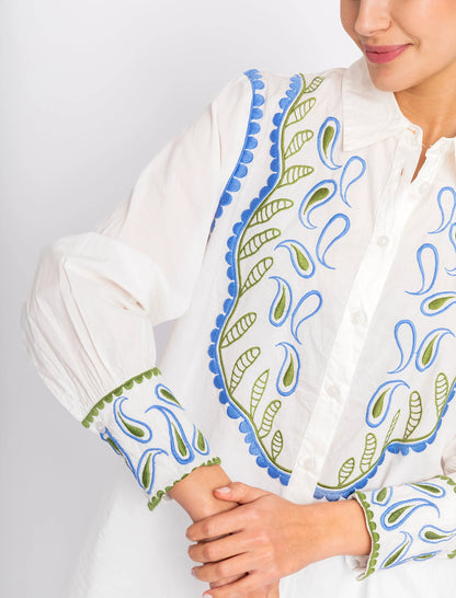 Camisa bordada azul