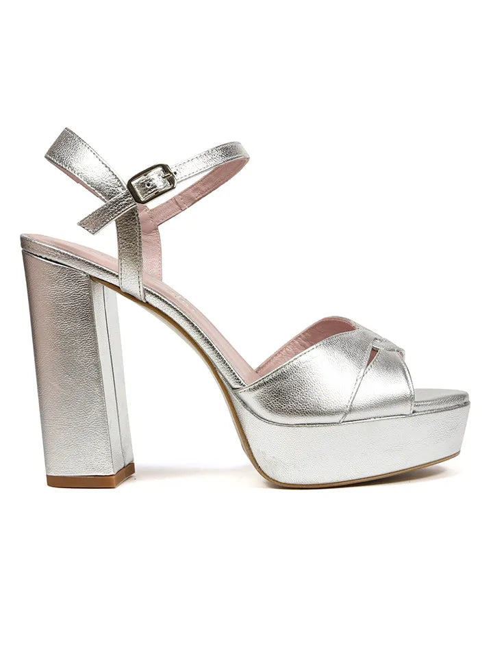 Sandalia Fabulosa Plata ÚLTIMO 7-9