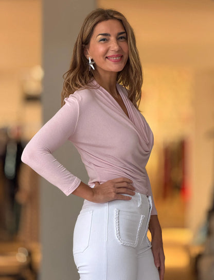 Camiseta drapeada de viscosa rosa