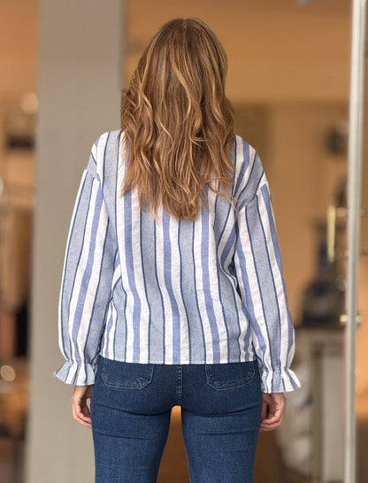 Camisa de rayas tejidas