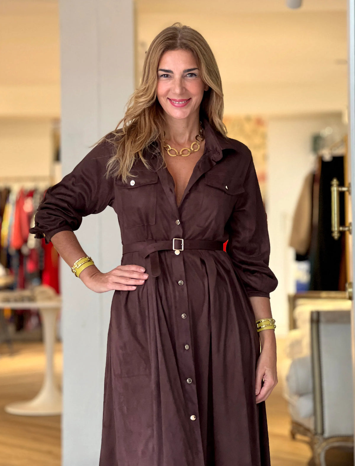 Vestido camisero marrón chocolate