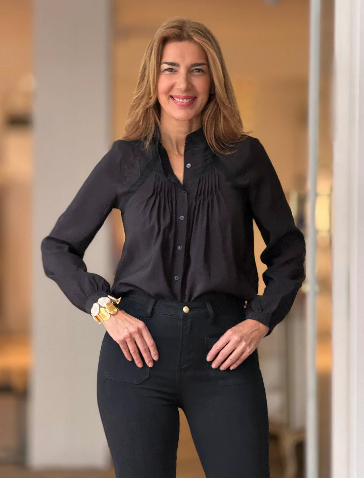 Camisa negra bordada Elora