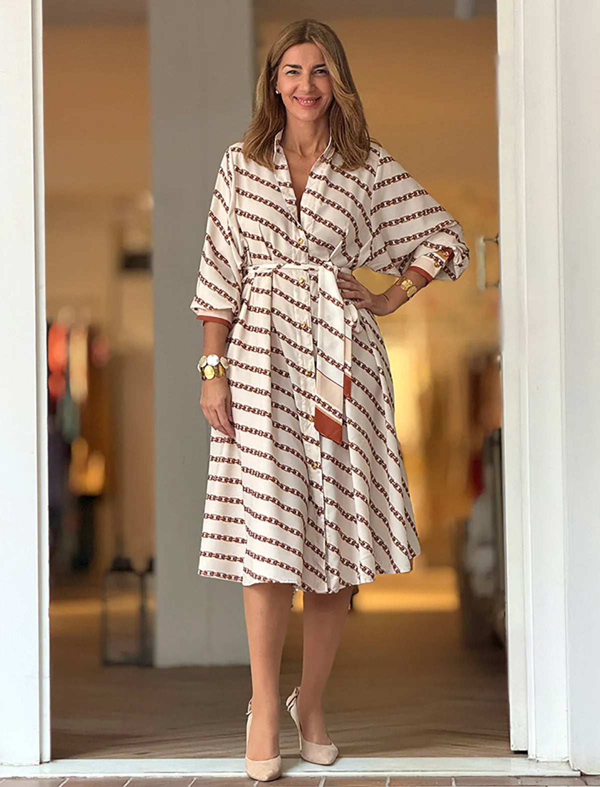 Vestido camisero elegante estampado