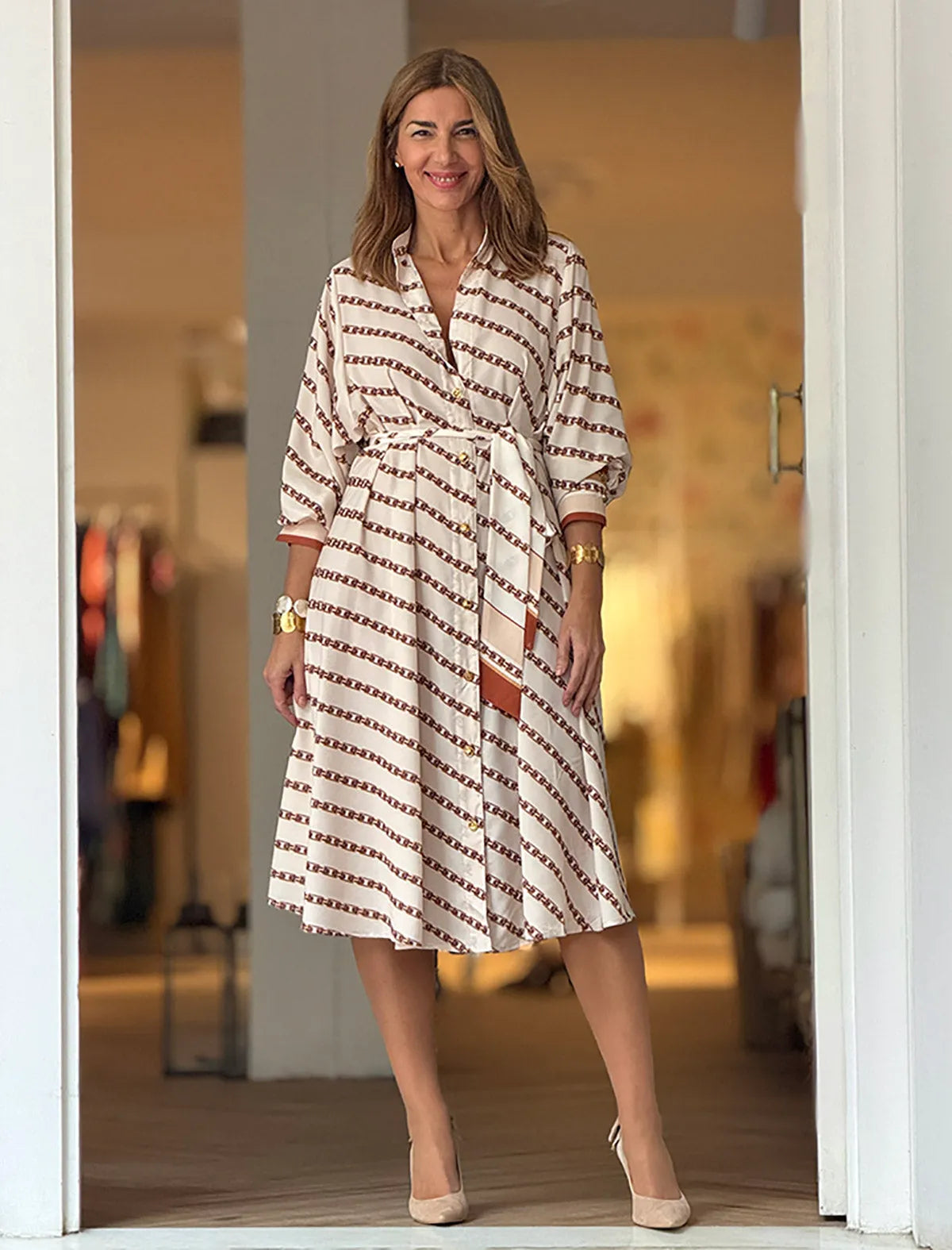 Vestido camisero elegante estampado
