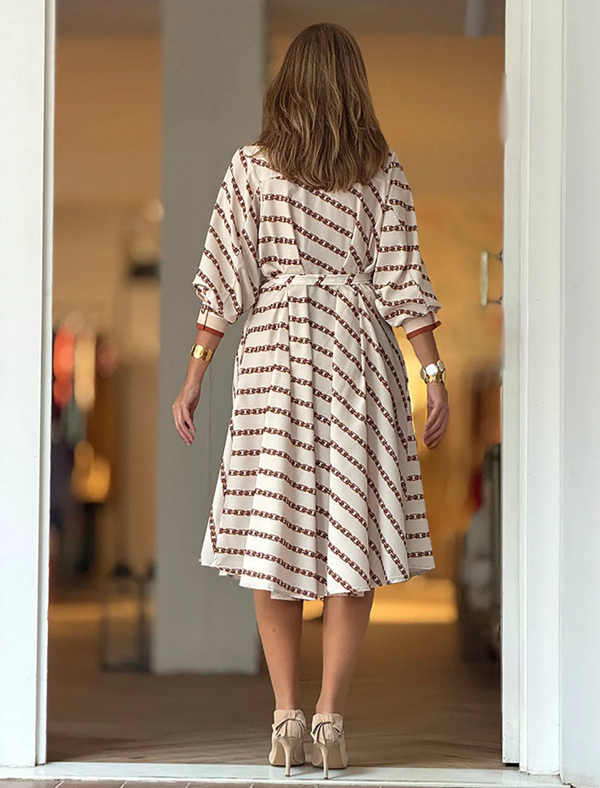 Vestido camisero elegante estampado