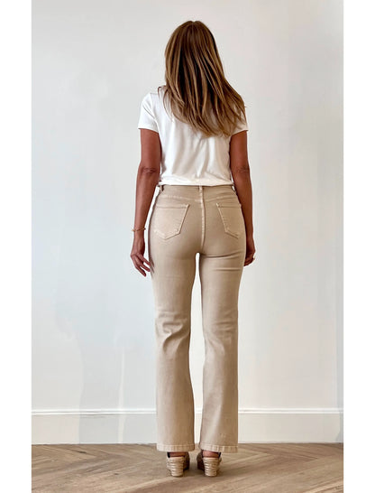 Pantalón vaquero bolsillos chic arena