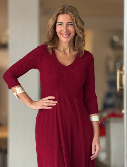 Vestido fondo de armario suave burdeos