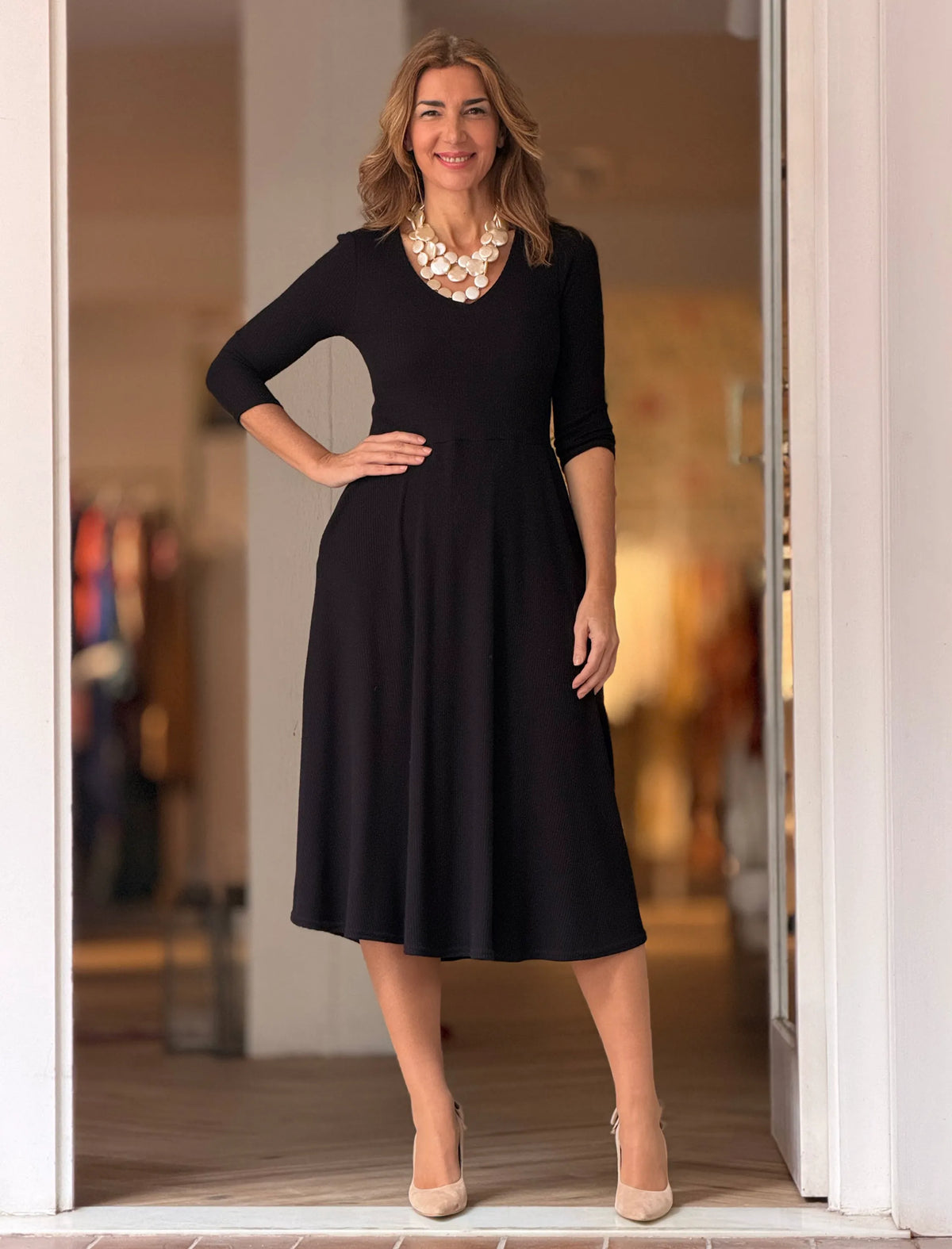 Vestido fondo de armario suave negro