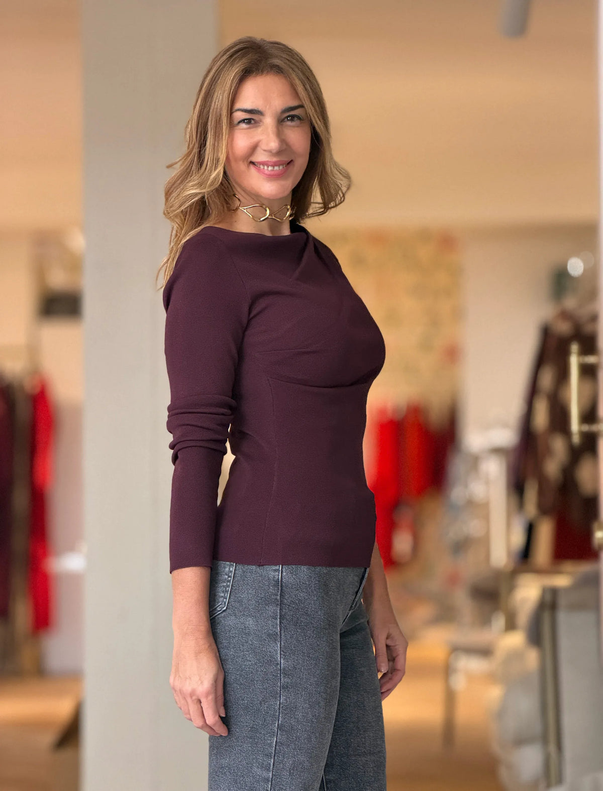 Jersey burdeos pliegues chic