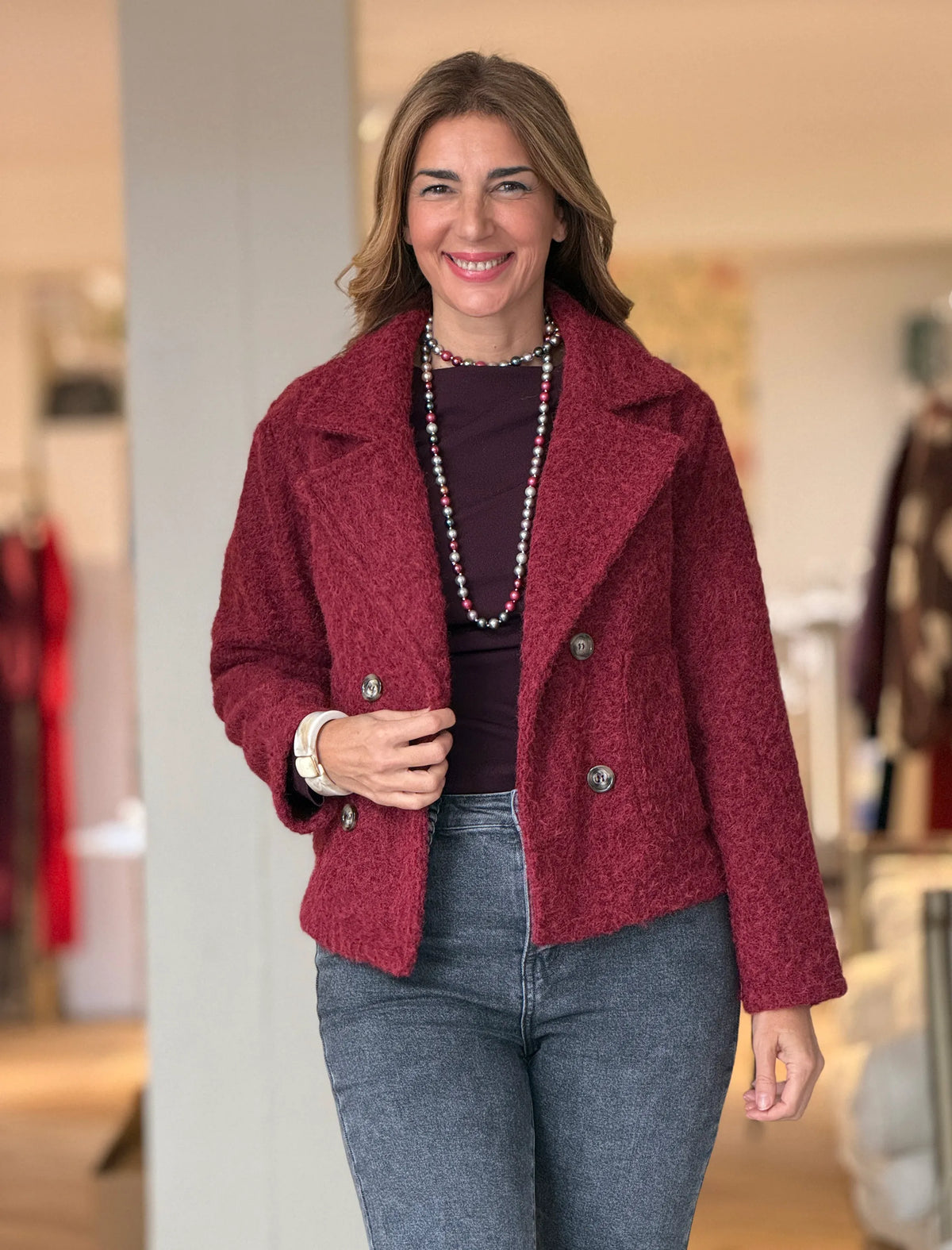 Chaqueta cruzada botones chic burdeos