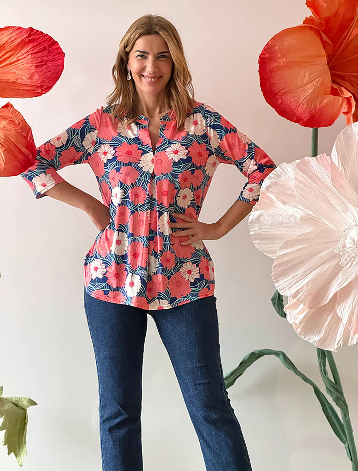 Blusa de flores primaveral