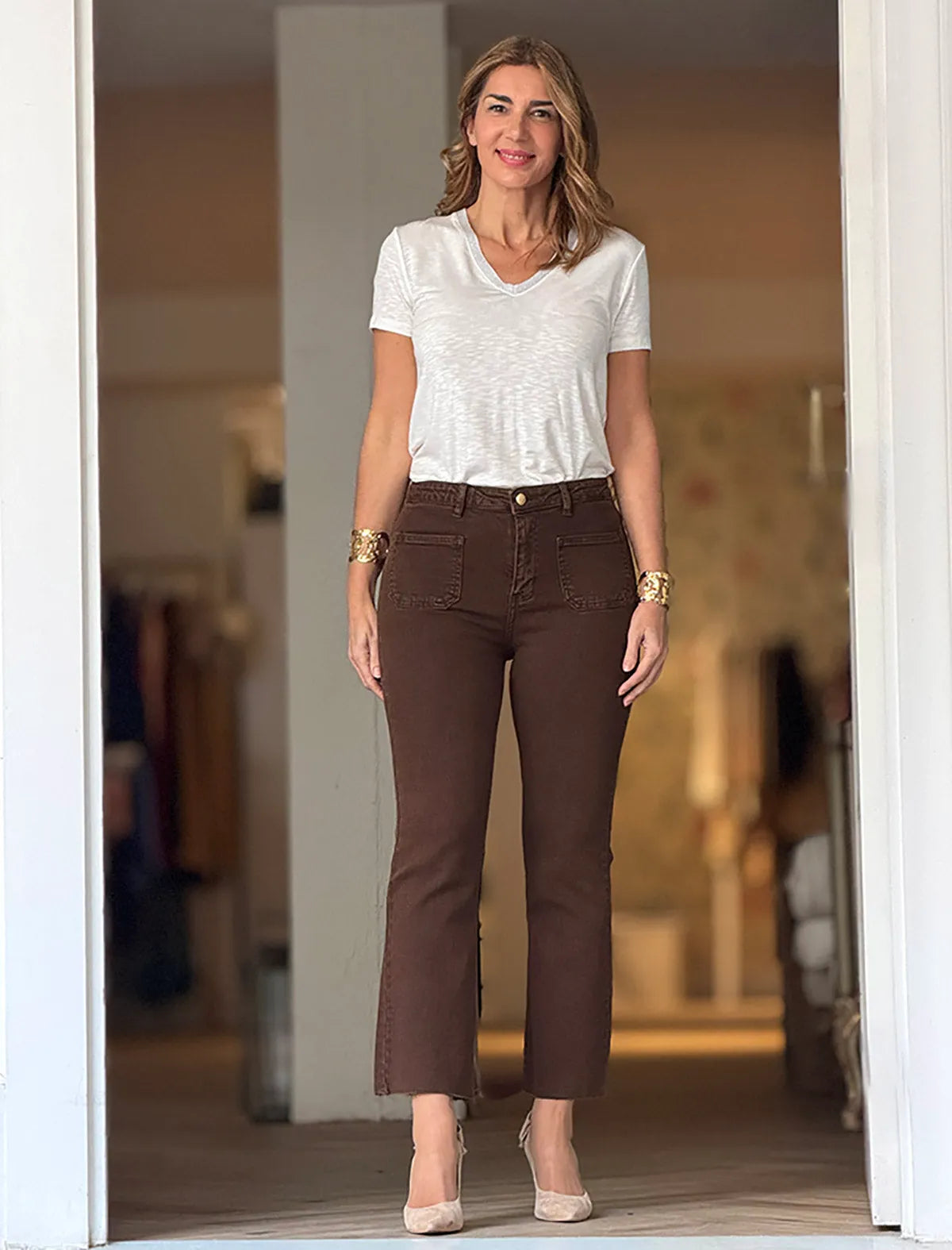 Pantalón vaquero marrón flare elástico