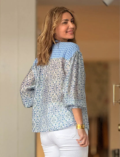 Blusa fluida celeste de florecitas