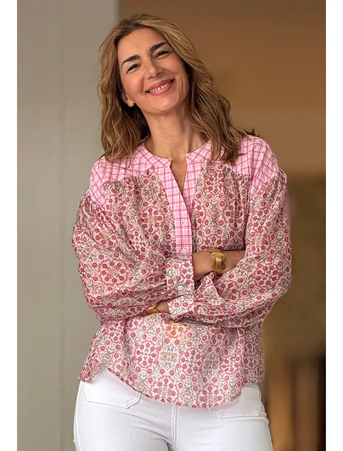 Blusa fluida rosa de florecitas