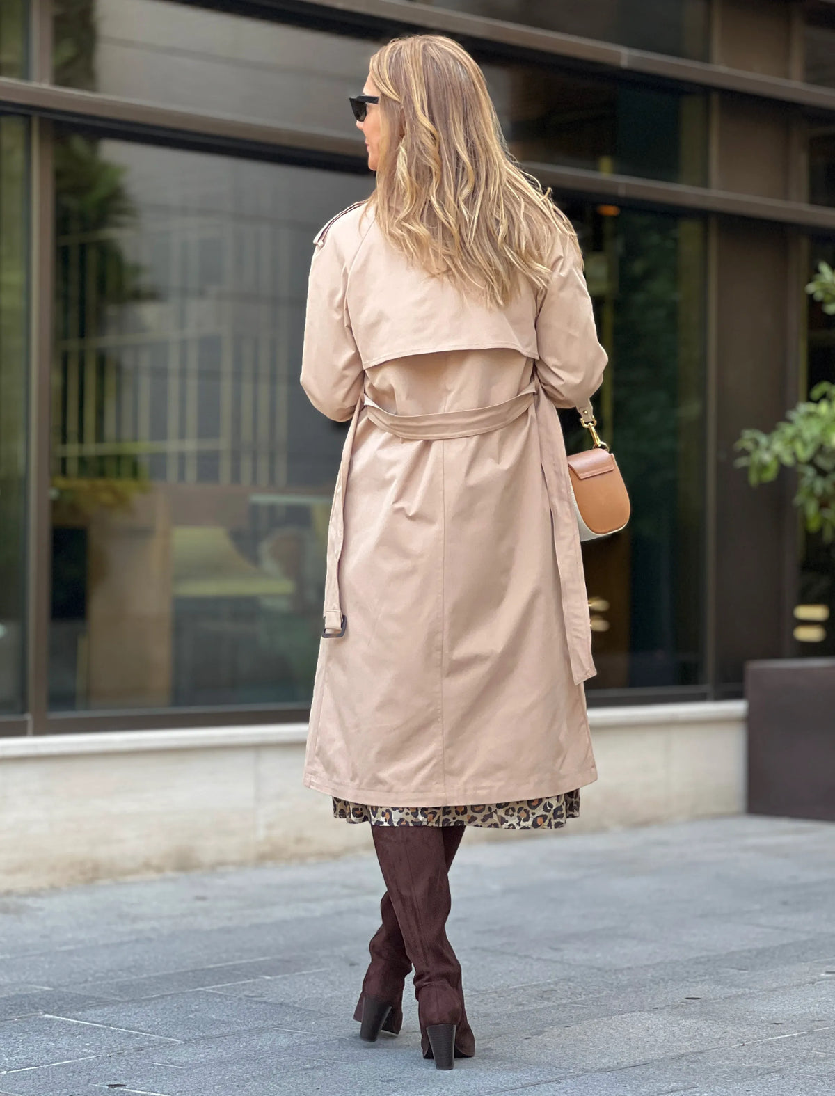 Trench gabardina fondo