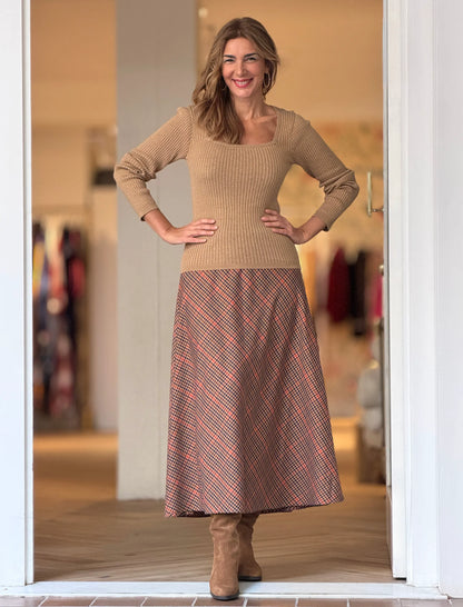 Falda cuadros midi chic