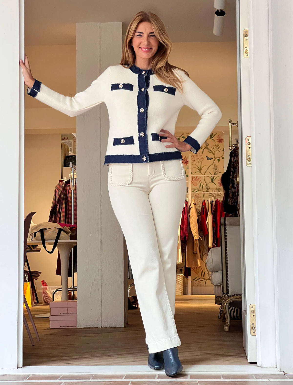 Pantalón vaquero bolsillos trenzados Beig