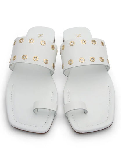 Sandalia cool de tachas blanco
