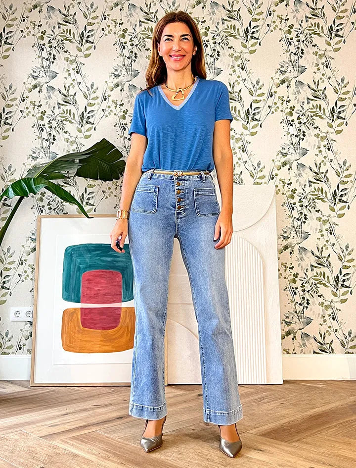 Jeans más bolsillos claro