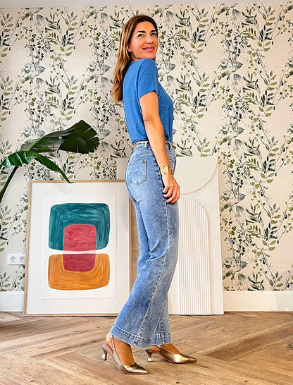 Jeans más bolsillos claro