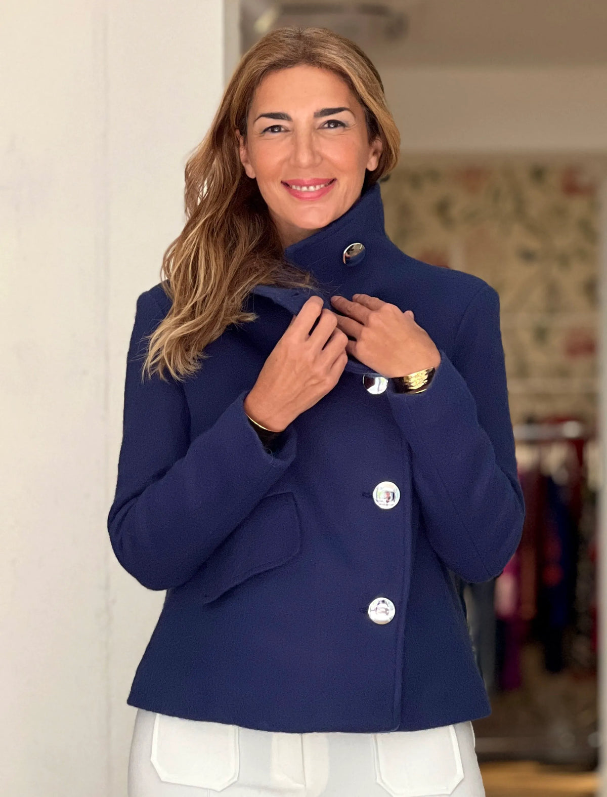 Chaqueta supersuave de botones azulón