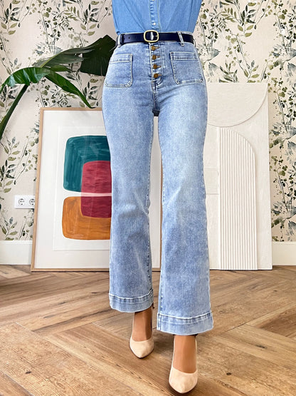 Jeans más bolsillos claro