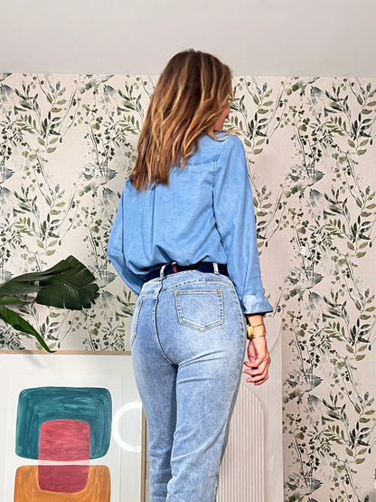 Jeans más bolsillos claro