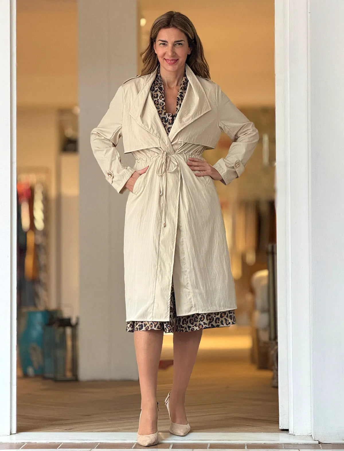 Trench beige estilazo