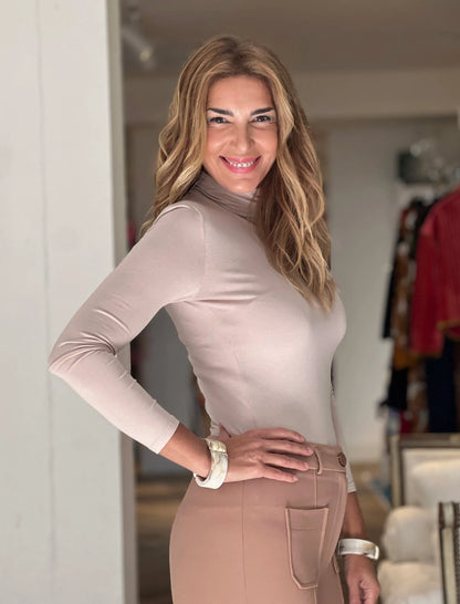 Camiseta de viscosa suave beig