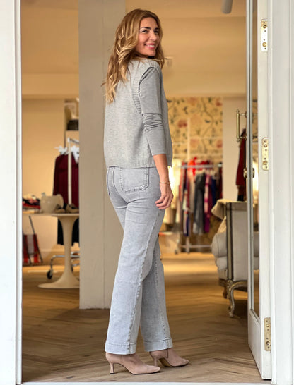 Pantalón vaquero bolsillos trenzados gris
