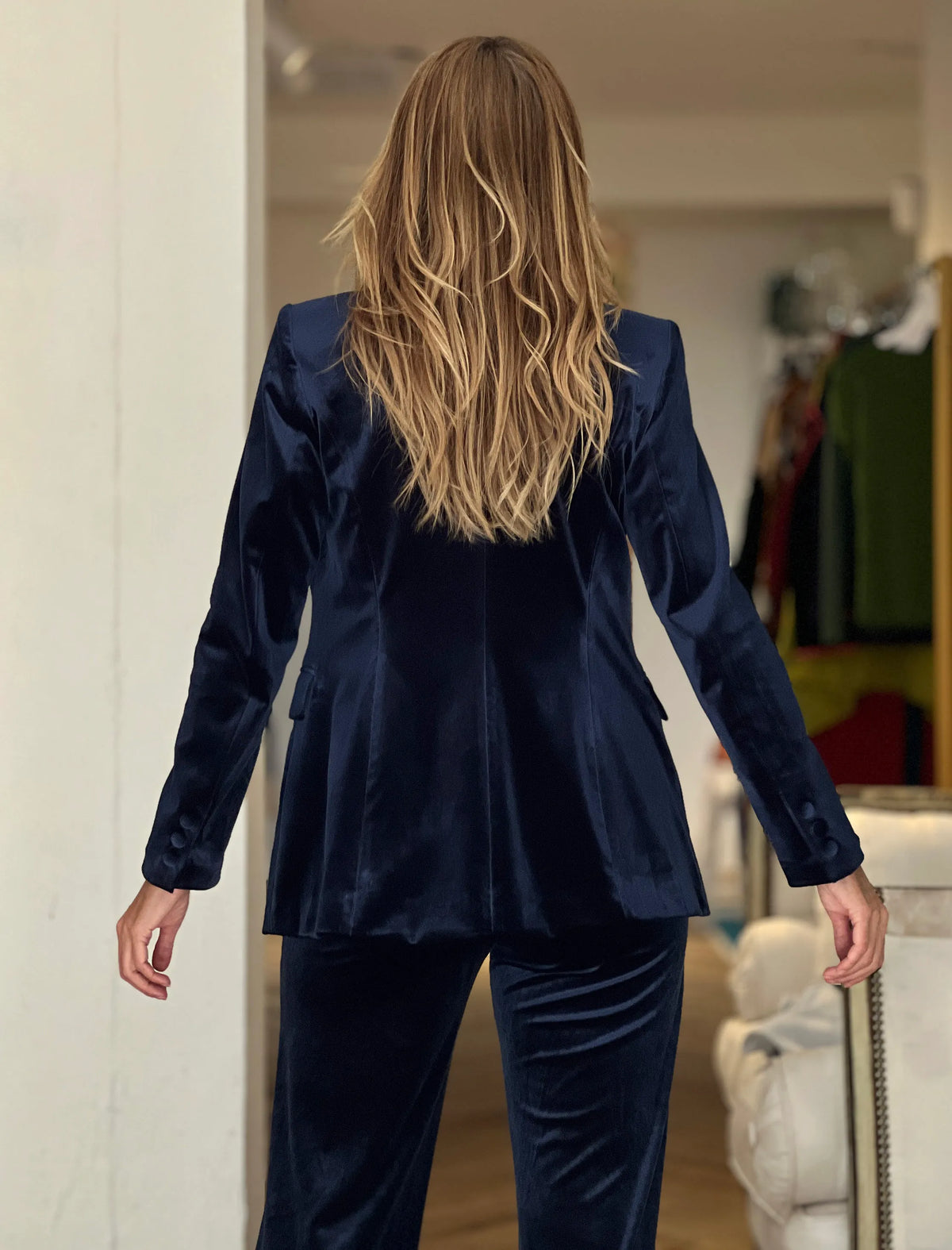 Look chaqueta y pantalón Ideal terciopelo azul