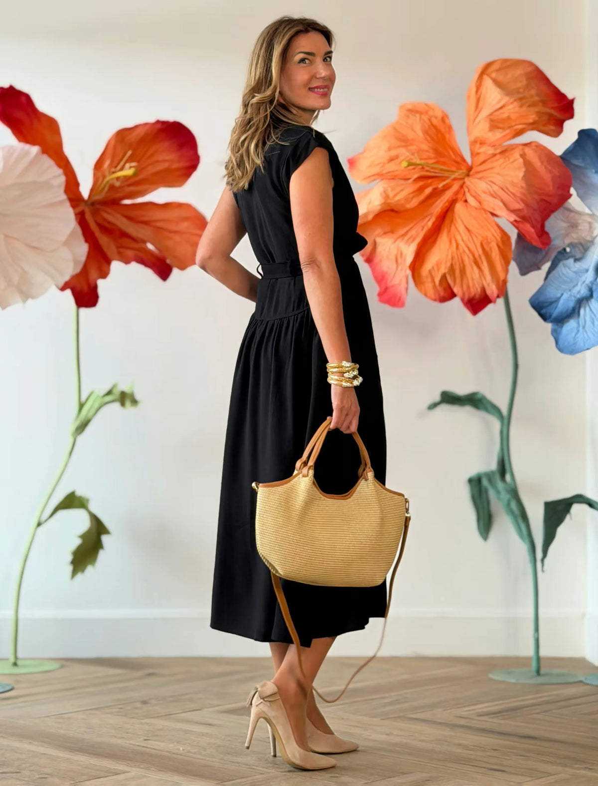 Vestido midi chic negro