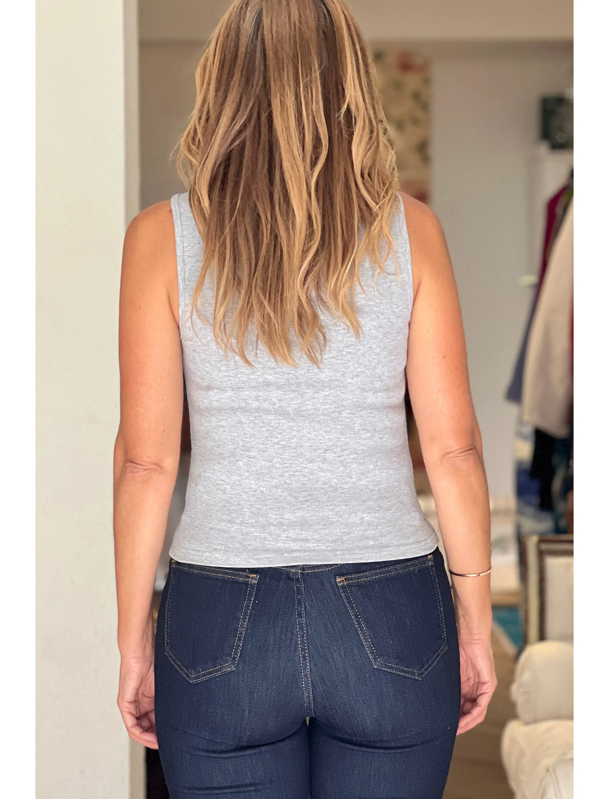 Camiseta básica gris