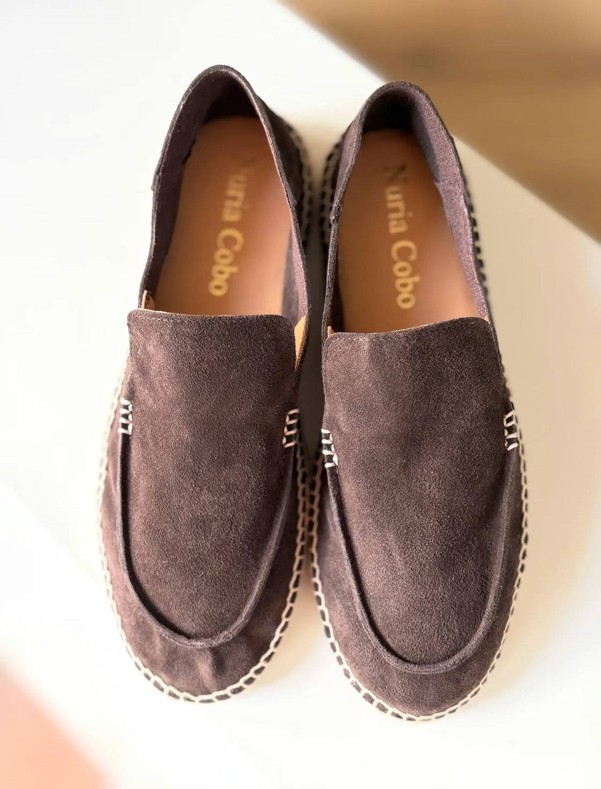 Alpargata de hombre mocasín chic marrón chocolate