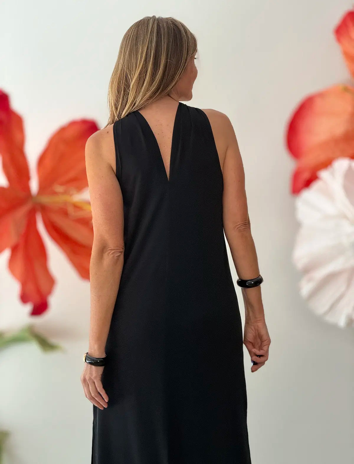 Vestido largo negro de punto maravilloso