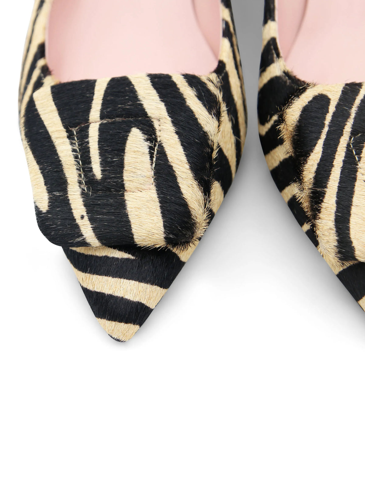 Stiletto chic animal print lines