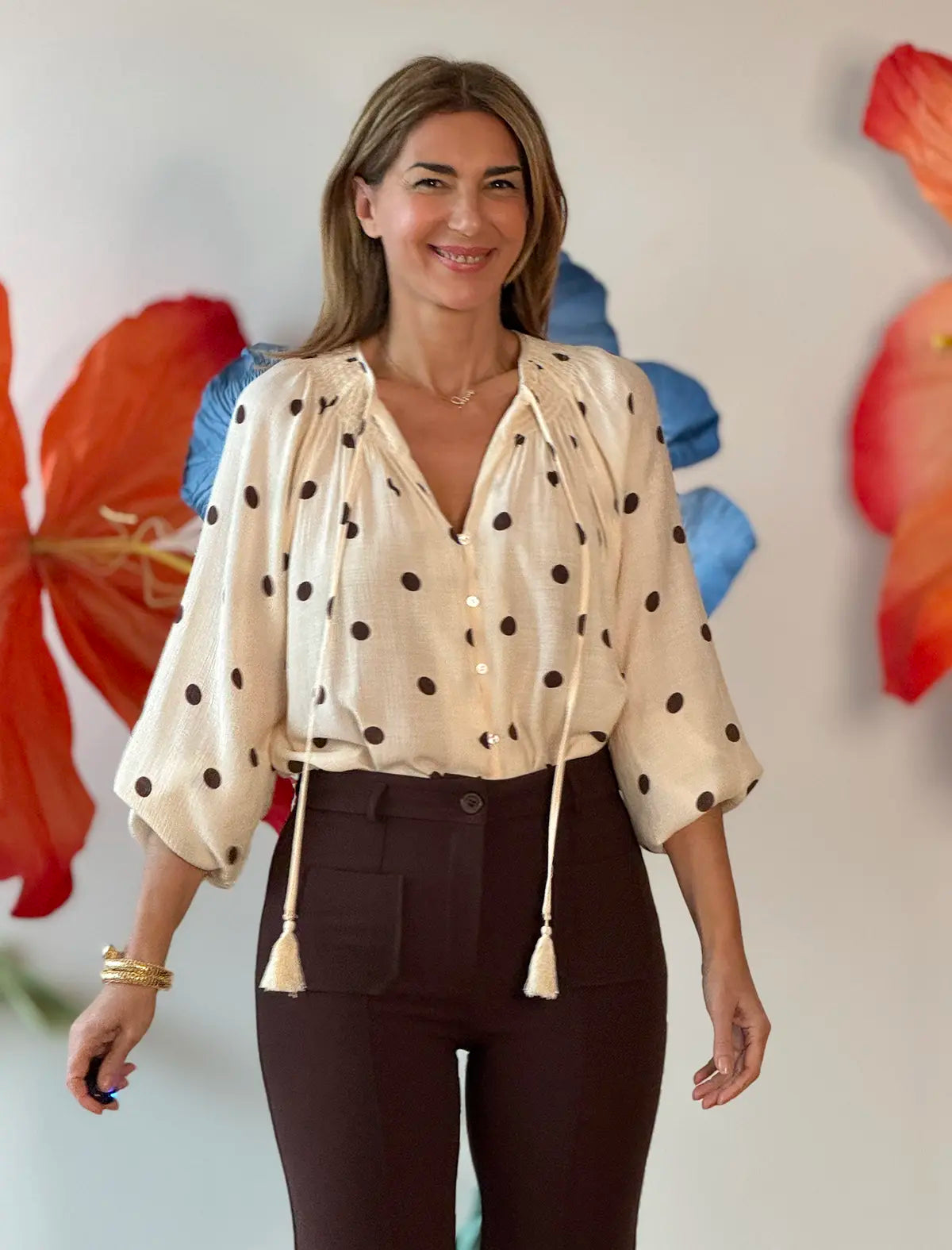 Camisa beige de lunares fluida