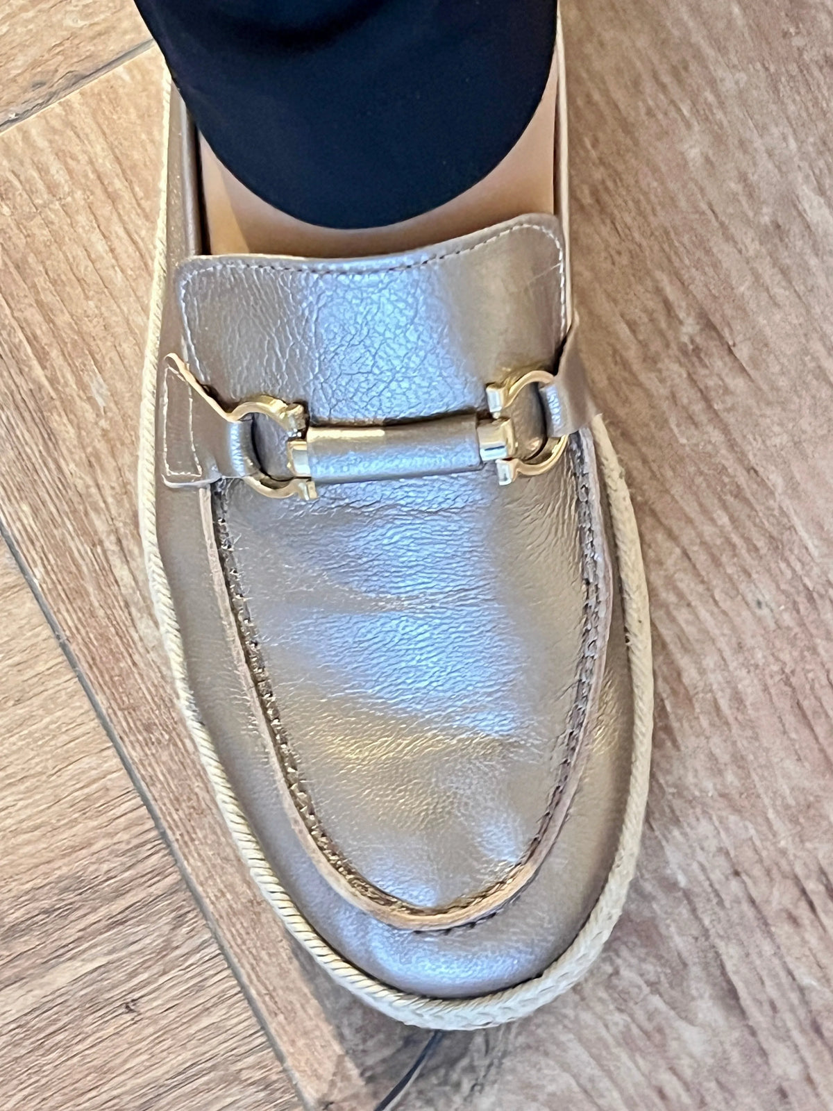 Mocasin soft metalizado