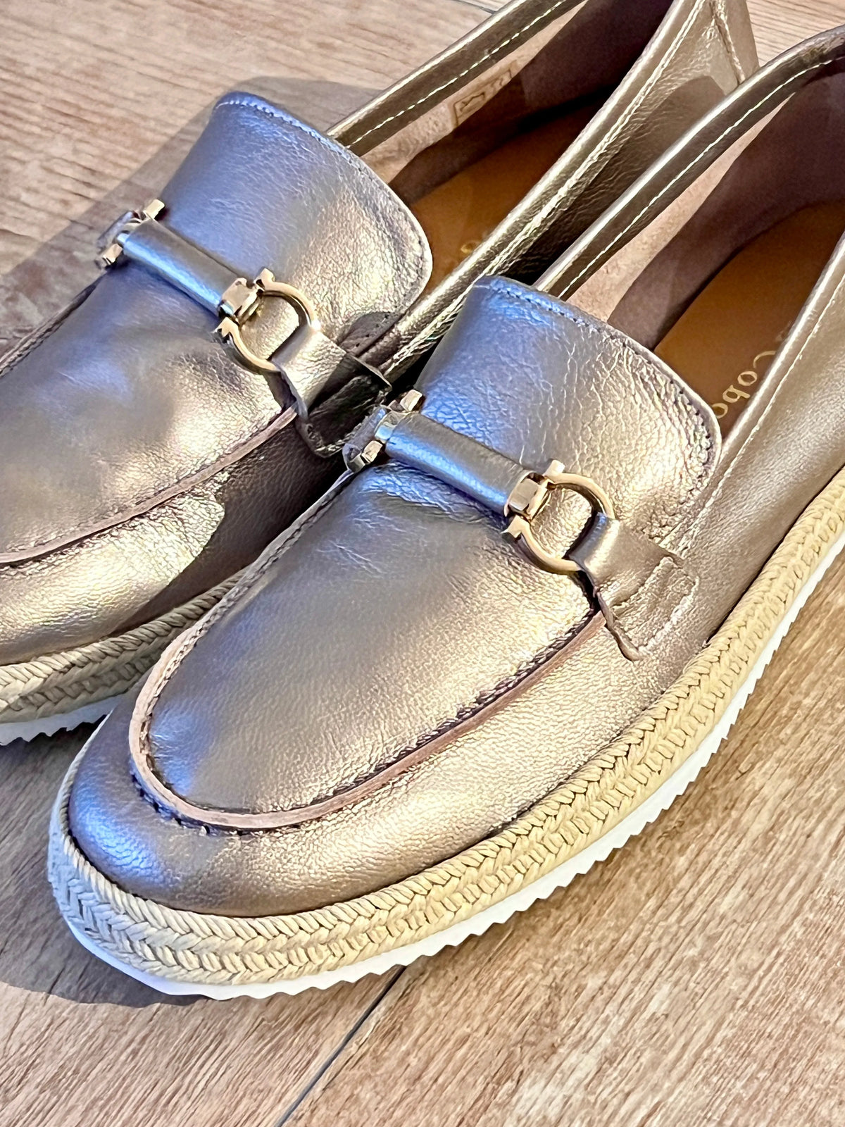Mocasin soft metalizado