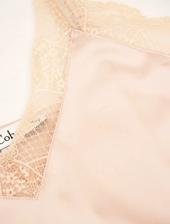 Top lencero suave y chic nude