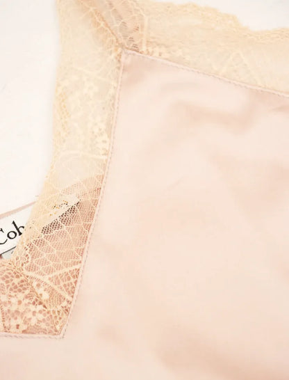 Top lencero suave y chic nude