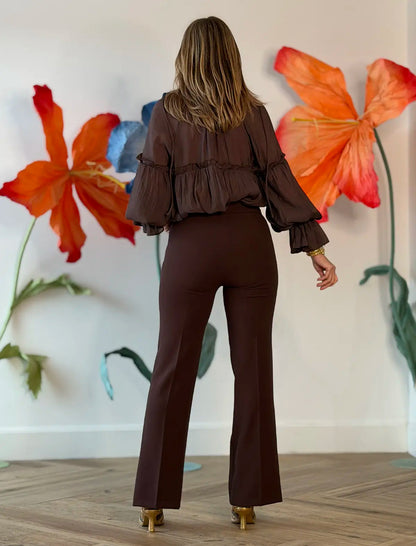 Pantalón marrón chocolate ideal de bolsillos