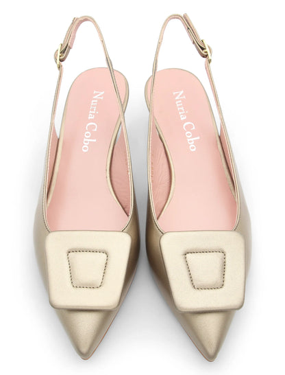 Zapato destalonado Kitten chic oro