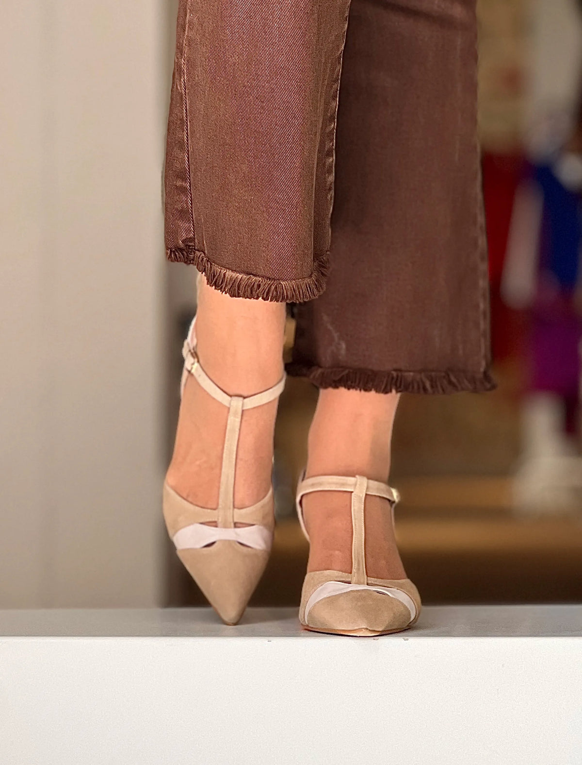 Zapato de salón tacón medio taupe Francine